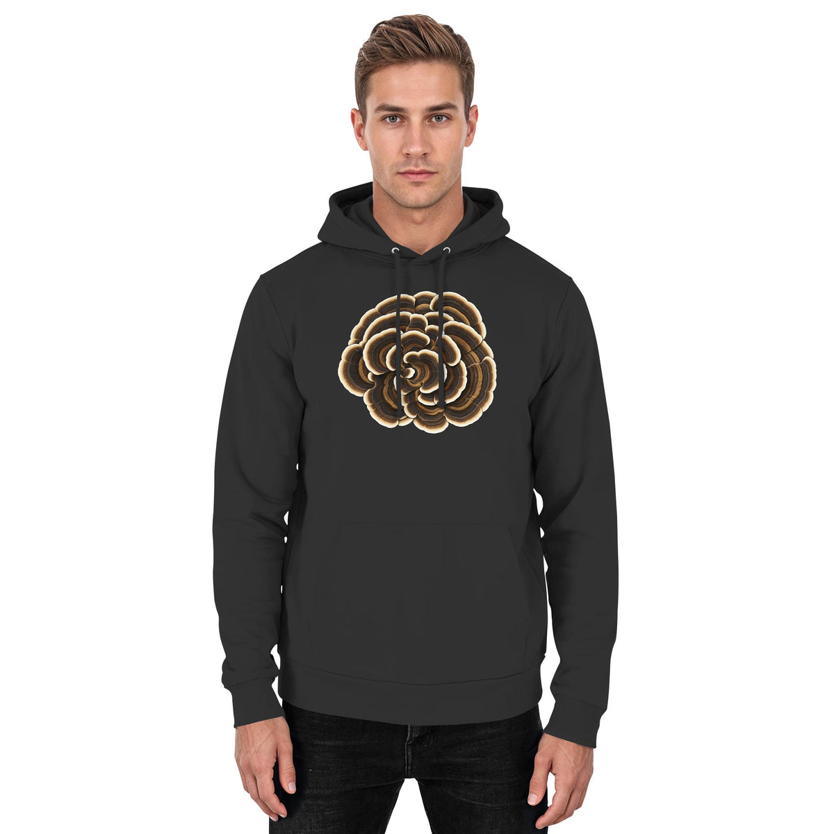 Schmetterlingstramete – Hoodie für Männer und Frauen – Jet Black – Model Mann